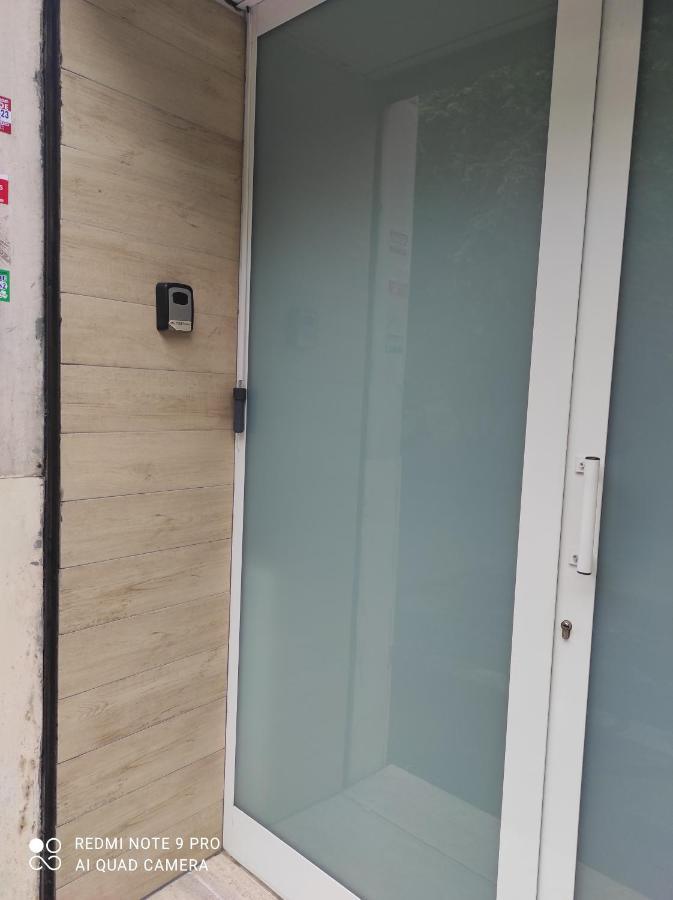 Casa Dori Apartment โรม ภายนอก รูปภาพ